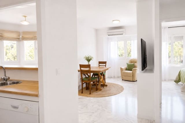1 slaapkamer Appartement te koop in Zona Centro Comercial Torrequebrada, Benalmádena met garage - € 265.000 (Ref: 9959353)