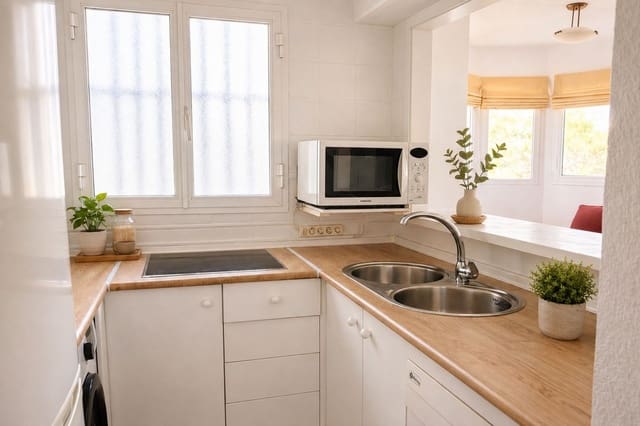 1 slaapkamer Appartement te koop in Zona Centro Comercial Torrequebrada, Benalmádena met garage - € 265.000 (Ref: 9959353)