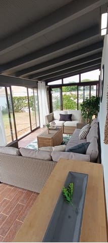 3 soveværelse Villa til salg i Chiclana de la Frontera med garage - € 315.000 (Ref: 9168045)