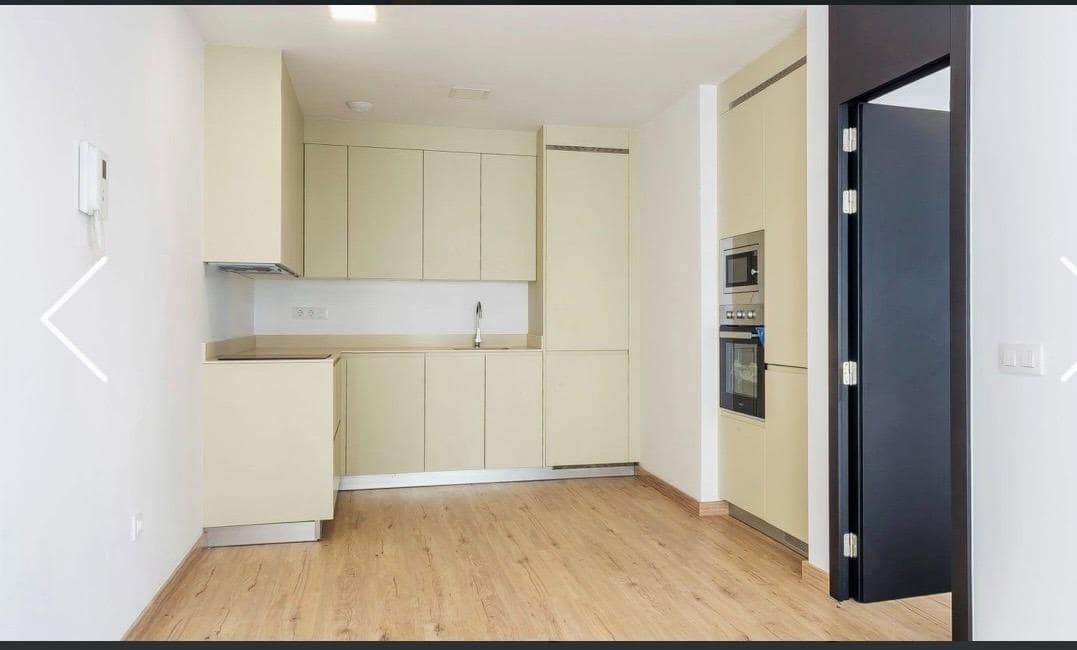 2 sypialnia Mieszkanie do wynajęcia w Las Palmas de Gran Canaria - 900 € (Ref: 10013416)