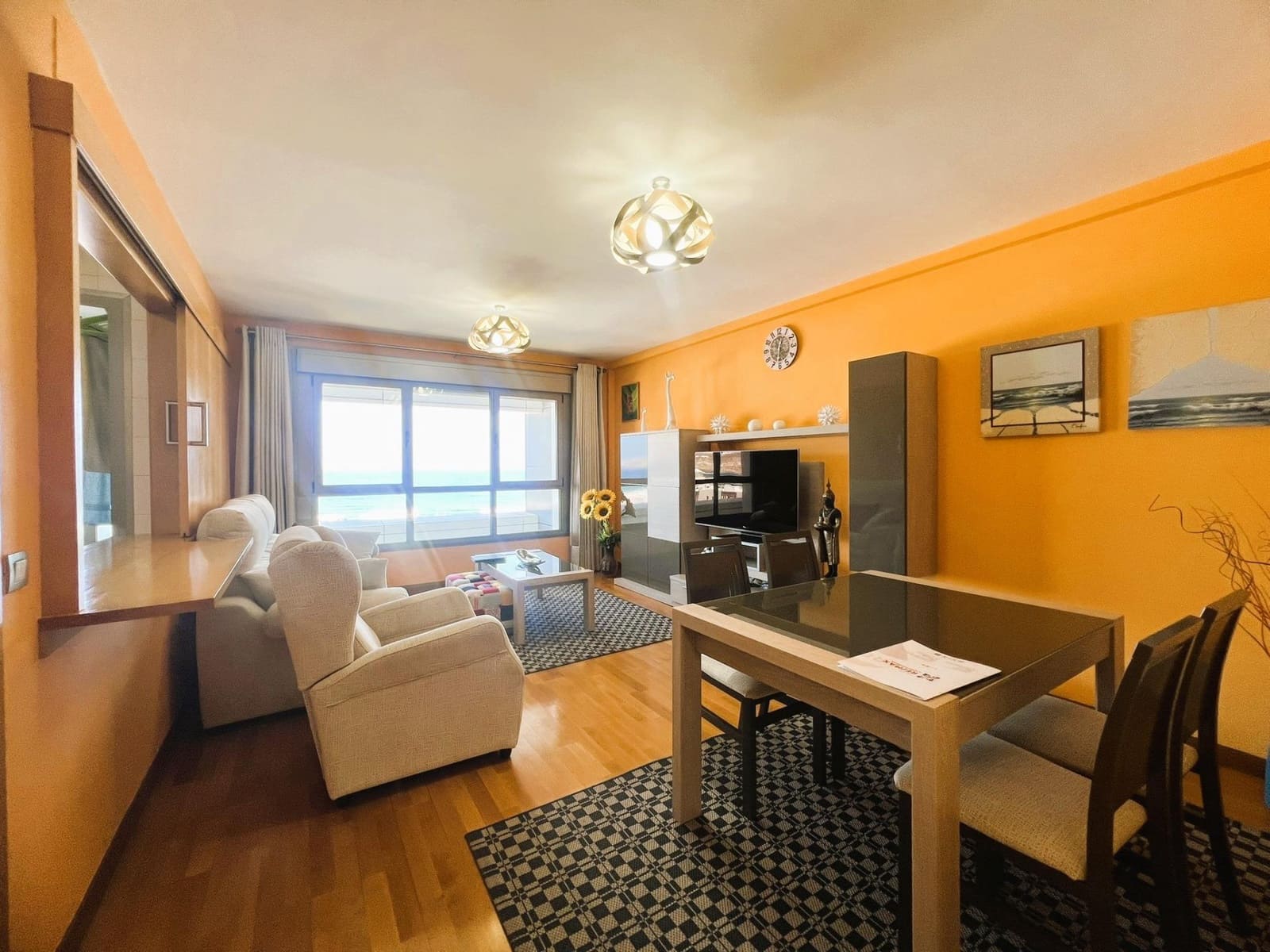 2 bedroom Apartment for sale in Las Palmas de Gran Canaria with garage - € 450,000 (Ref: 10024217)