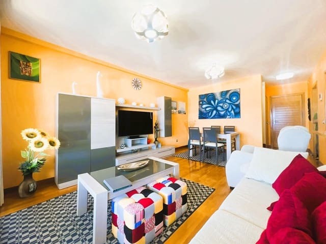 2 bedroom Apartment for sale in Guanarteme, Las Palmas de Gran Canaria with garage - € 450,000 (Ref: 10024217)