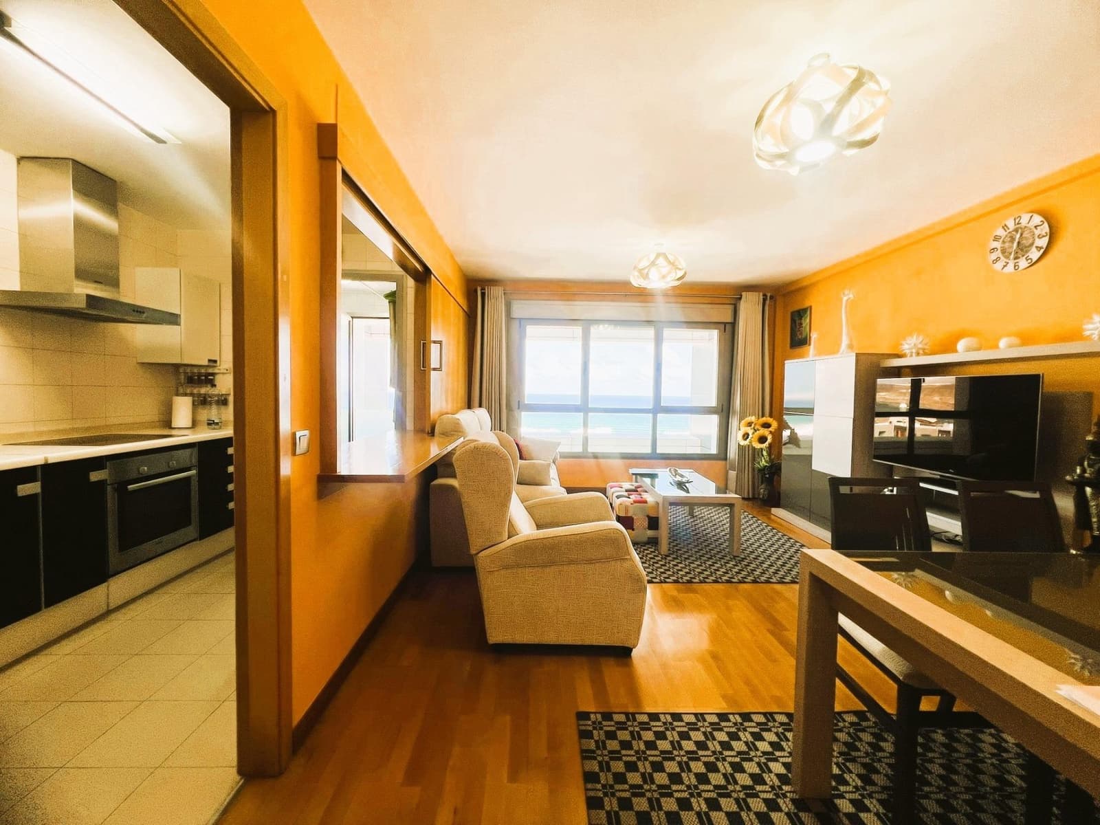2 bedroom Apartment for sale in Las Palmas de Gran Canaria with garage - € 450,000 (Ref: 10024217)
