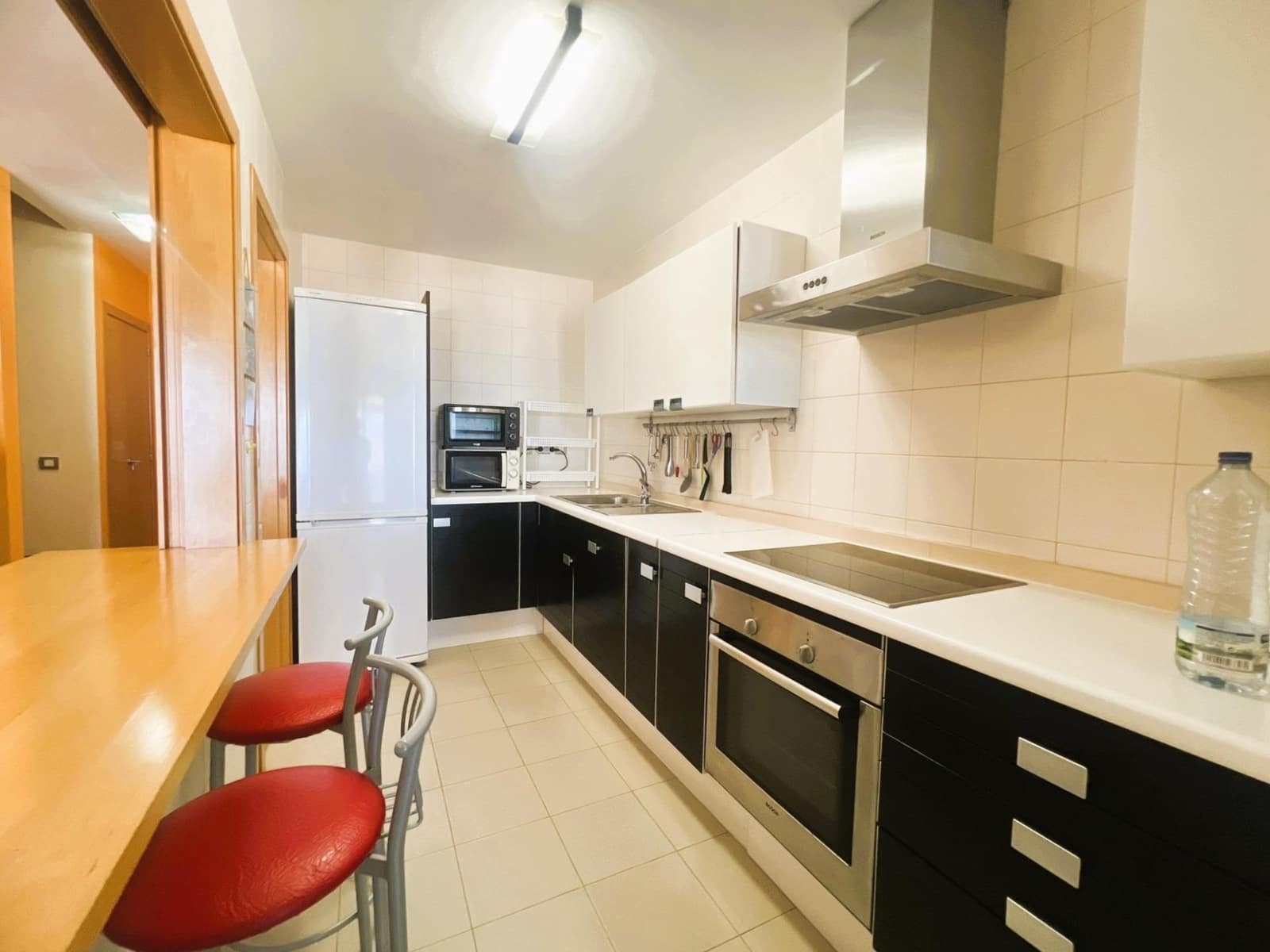 2 bedroom Apartment for sale in Las Palmas de Gran Canaria with garage - € 450,000 (Ref: 10024217)