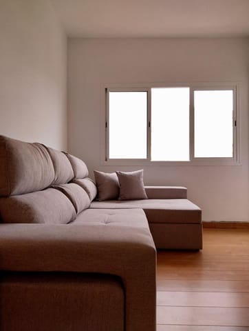 4 soverom Leilighet til leie i Las Palmas de Gran Canaria - € 950 (Ref: 10024218)