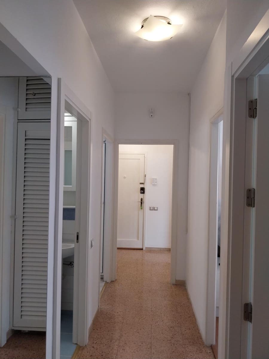 4 camera da letto Appartamento da affittare in Las Palmas de Gran Canaria - 950 € (Rif: 10024218)