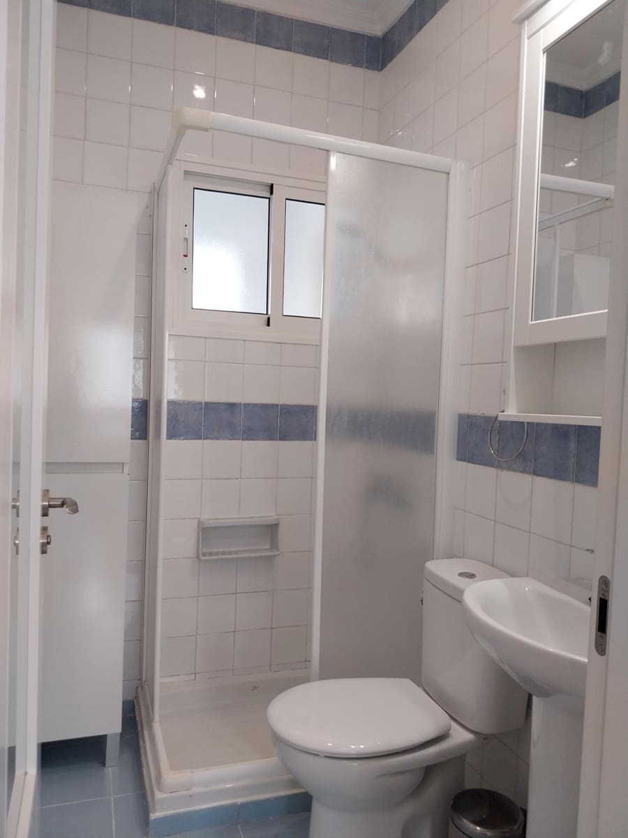 4 camera da letto Appartamento da affittare in Las Palmas de Gran Canaria - 950 € (Rif: 10024218)