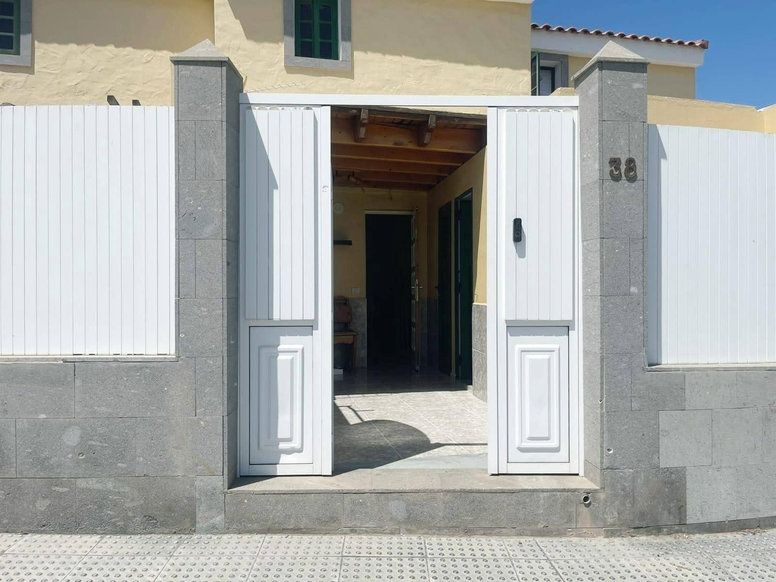 2 makuuhuone Bungalow vuokrattavana paikassa Maspalomas mukana uima-altaan - 950 € (Ref: 10027394)