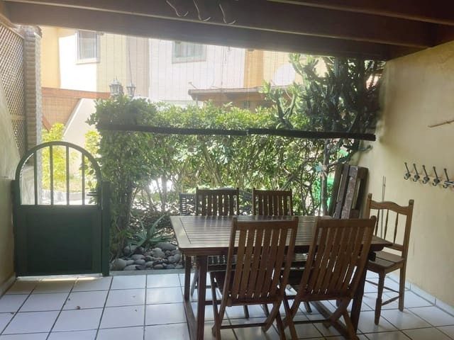 2 makuuhuone Bungalow vuokrattavana paikassa Maspalomas, San Bartolomé de Tirajana mukana uima-altaan - 950 € (Ref: 10027394)