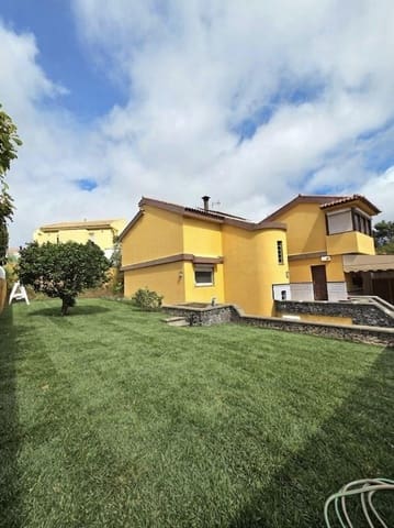 5 makuuhuone Huvila myytävänä paikassa Santa Brígida mukana 
autotalli - 520 000 € (Ref: 10032118)