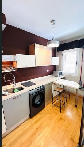 Appartement de 2 chambres à louer à Las Palmas de Gran Canaria avec garage - 1 290 € (Ref: 10037501)