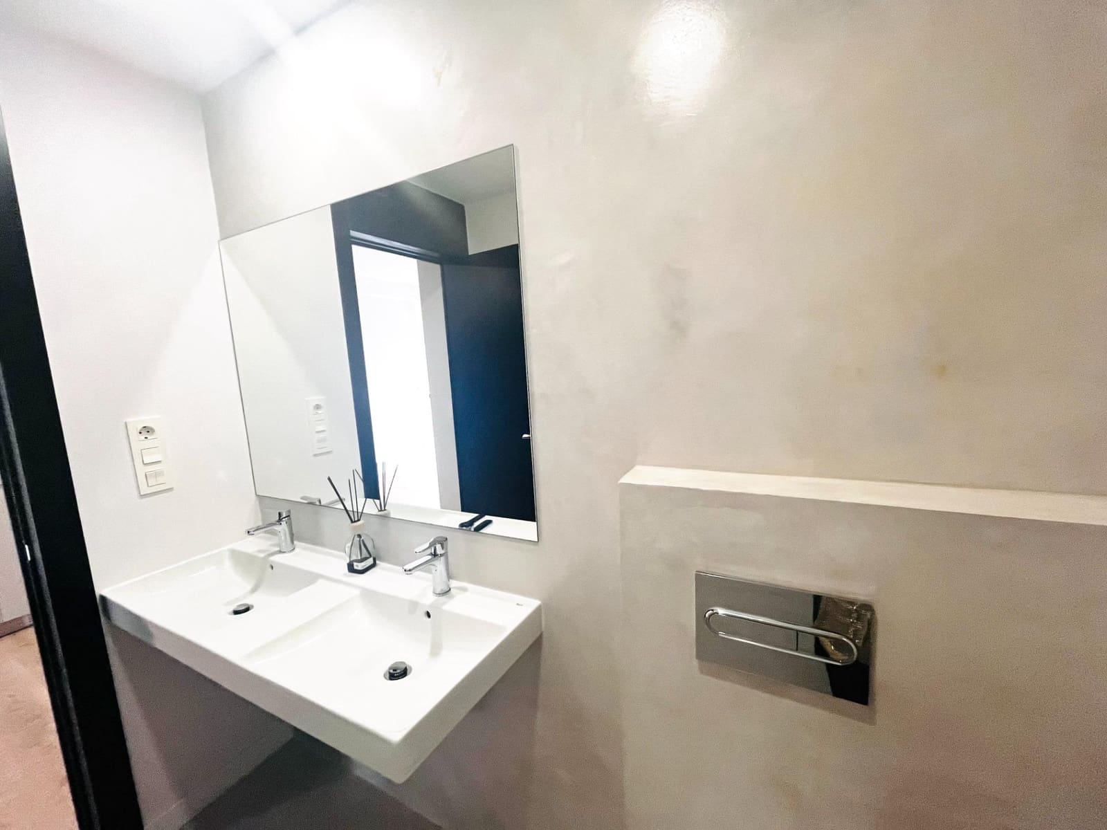 2 bedroom Flat for sale in Las Palmas de Gran Canaria - € 250,000 (Ref: 10044883)