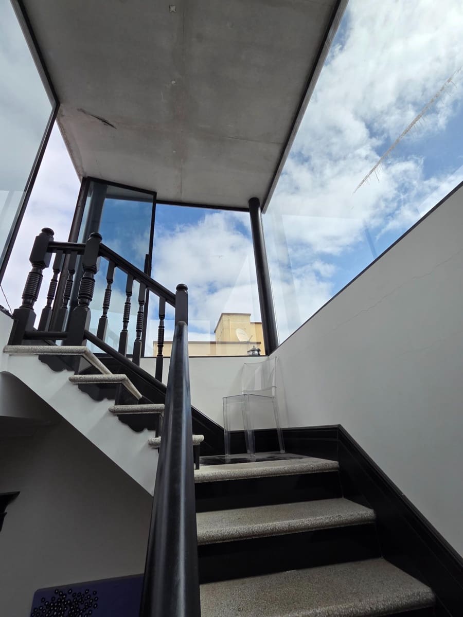 5 makuuhuone Huvila vuokrattavana paikassa Las Palmas de Gran Canaria mukana uima-altaan 
autotalli - 4 950 € (Ref: 10047424)
