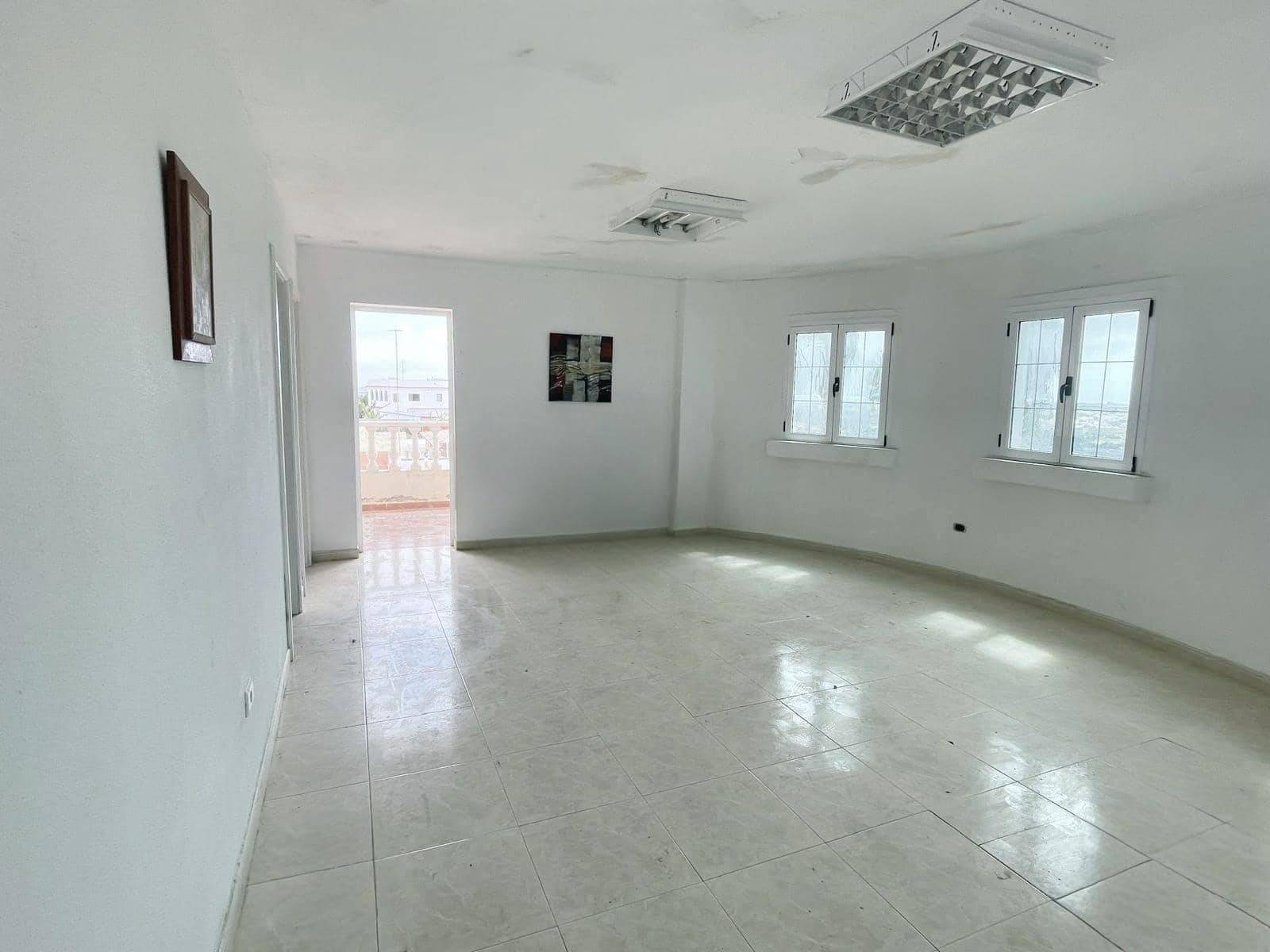 3 soveværelse Lejlighed til salg i Las Palmas de Gran Canaria med garage - € 320.000 (Ref: 10049383)