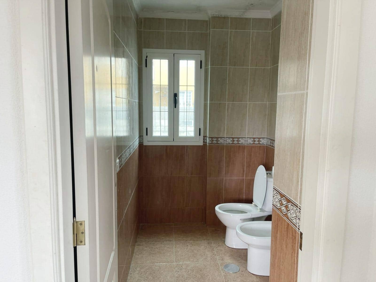 3 soveværelse Lejlighed til salg i Las Palmas de Gran Canaria med garage - € 320.000 (Ref: 10049383)