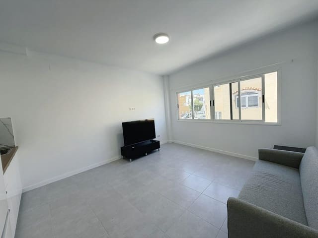 2 slaapkamer Flat te huur in Ingenio - € 900 (Ref: 10055411)