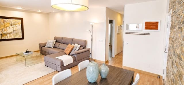 1 slaapkamer Flat te huur in Triana, Las Palmas de Gran Canaria met garage - € 1.050 (Ref: 10062070)