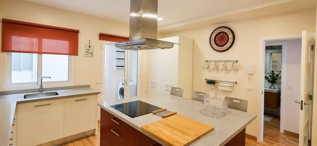 1 slaapkamer Flat te huur in Triana, Las Palmas de Gran Canaria met garage - € 1.050 (Ref: 10062070)