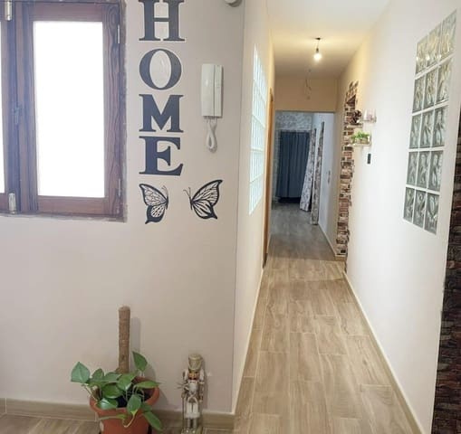 4 chambre Appartement à vendre à Moya - 220 000 € (Ref: 10068003)