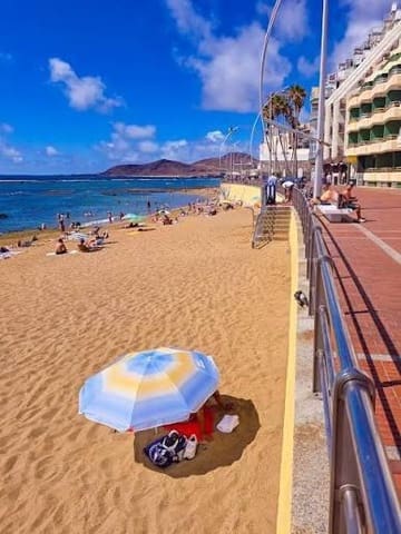2 quarto Apartamento para arrendar em Santa Catalina - Canteras, Las Palmas de Gran Canaria - 1 050 € (Ref: 10086258)