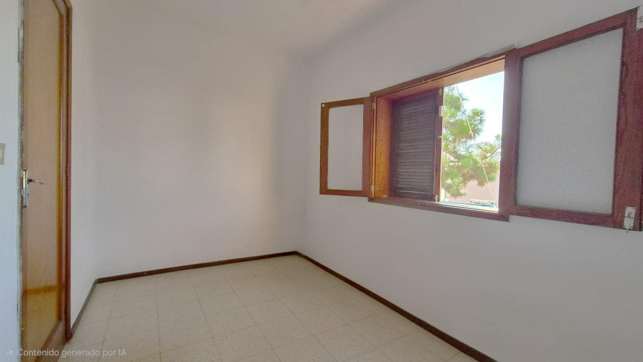 3 quarto Apartamento para venda em Las Palmas de Gran Canaria - 126 500 € (Ref: 10102696)