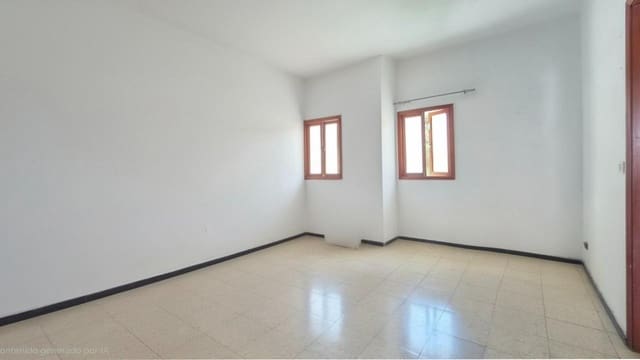 3 quarto Apartamento para venda em Las Palmas de Gran Canaria - 126 500 € (Ref: 10102696)