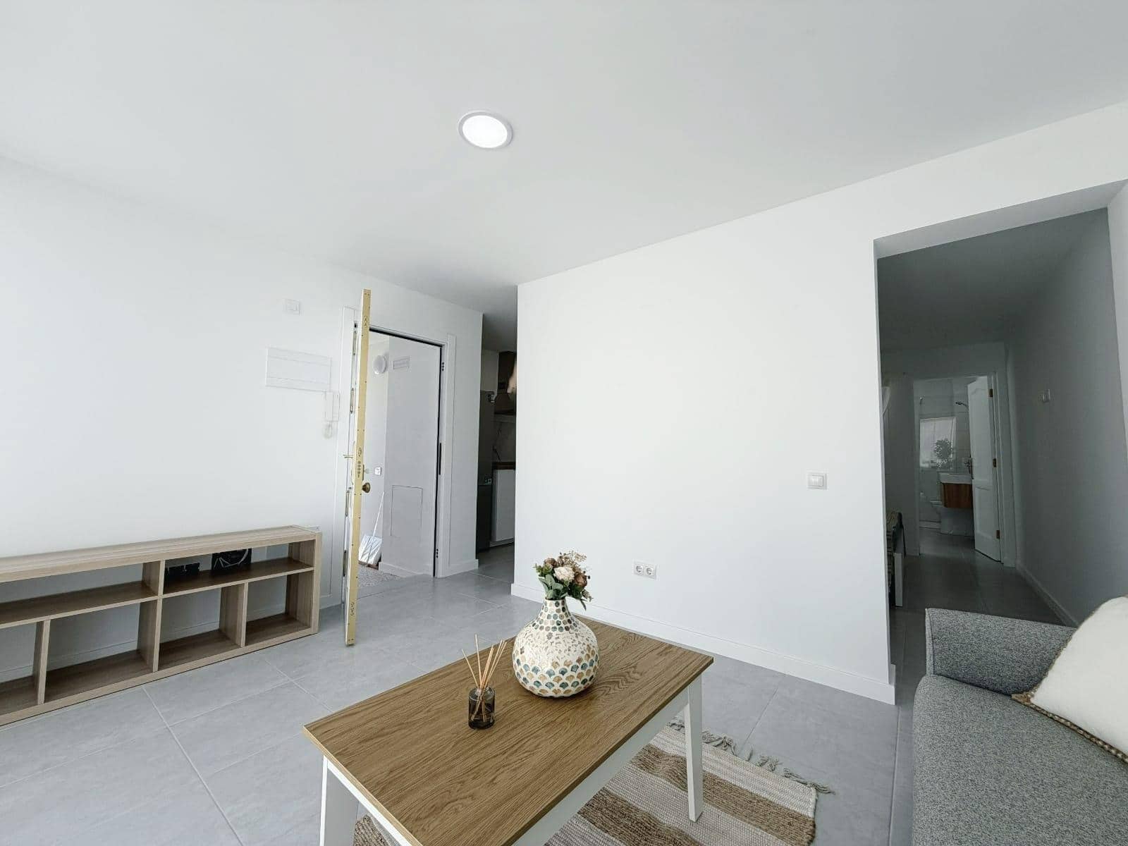 1 bedroom Penthouse for rent in Ingenio - € 950 (Ref: 10136128)
