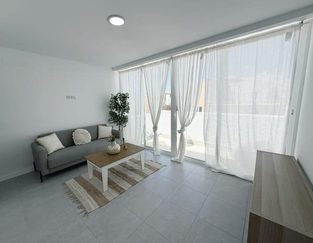 1 bedroom Penthouse for rent in Ingenio - € 950 (Ref: 10136128)