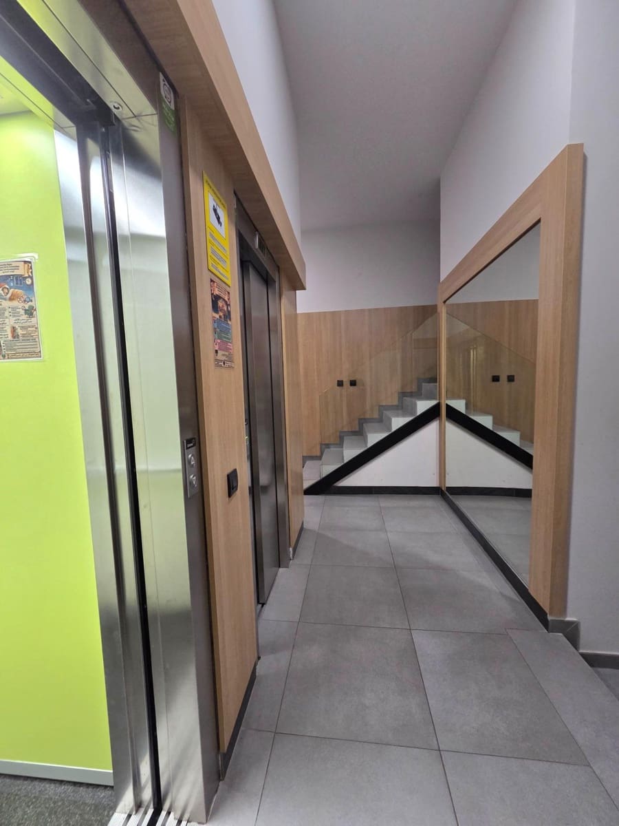 Penthouse de 2 chambres à louer à Las Palmas de Gran Canaria avec garage - 1 750 € (Ref: 10158003)