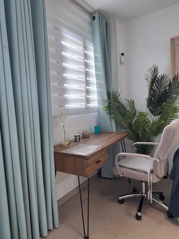 Penthouse de 2 chambres à louer à Santa Catalina - Canteras, Las Palmas de Gran Canaria avec garage - 1 750 € (Ref: 10158003)