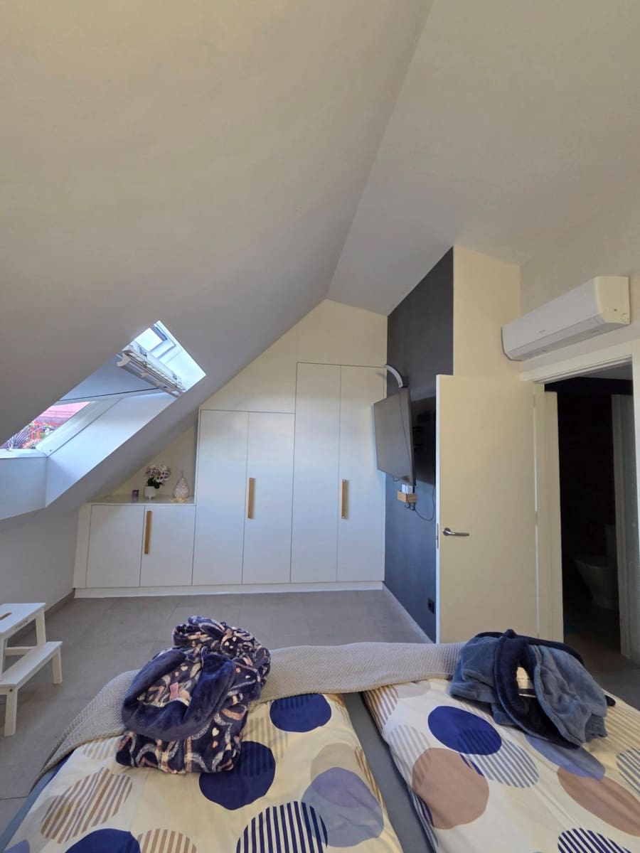 Penthouse de 2 chambres à louer à Las Palmas de Gran Canaria avec garage - 1 750 € (Ref: 10158003)