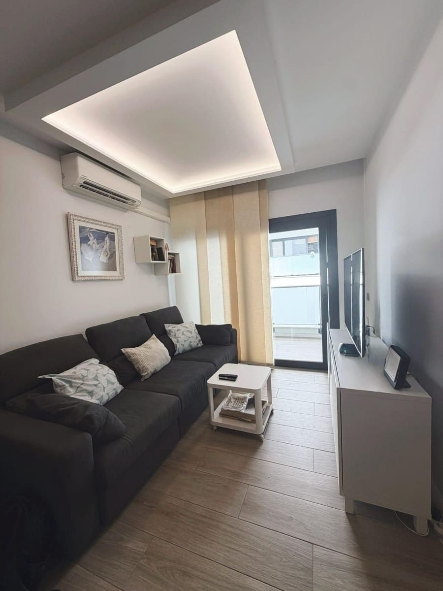 1 soverom Leilighet til salgs i Las Palmas de Gran Canaria - € 230 000 (Ref: 10185015)