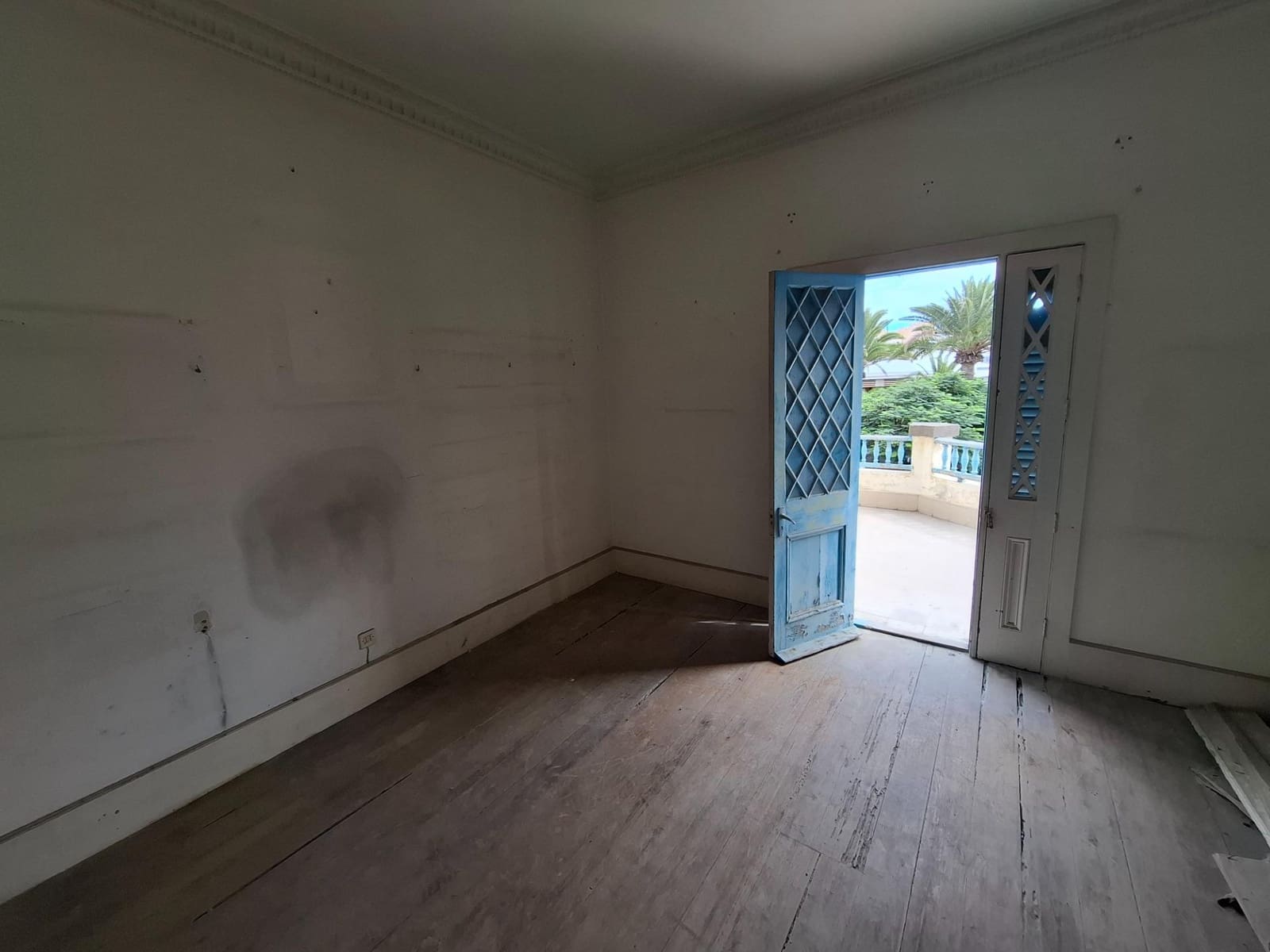 15 soverom Villa til salgs i Las Palmas de Gran Canaria med svømmebasseng garasje - € 1 191 000 (Ref: 8547921)