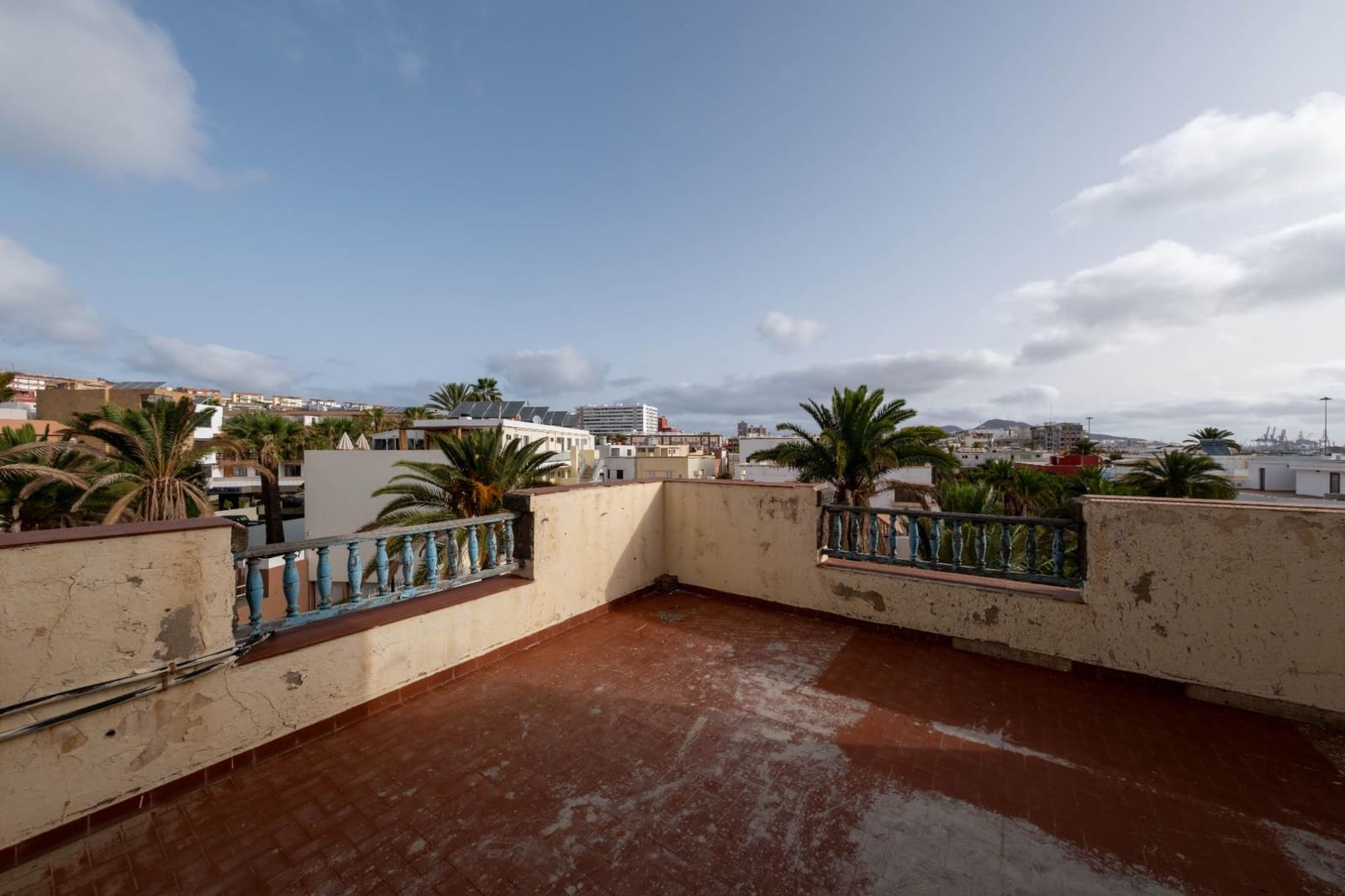 15 sovrum Villa till salu i Las Palmas de Gran Canaria med pool garage - 998 000 € (Ref: 8547921)