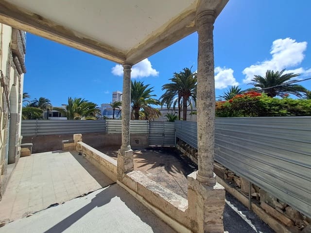15 quarto Moradia para venda em Ciudad Jardín, Las Palmas de Gran Canaria com piscina garagem - 998 000 € (Ref: 8547921)