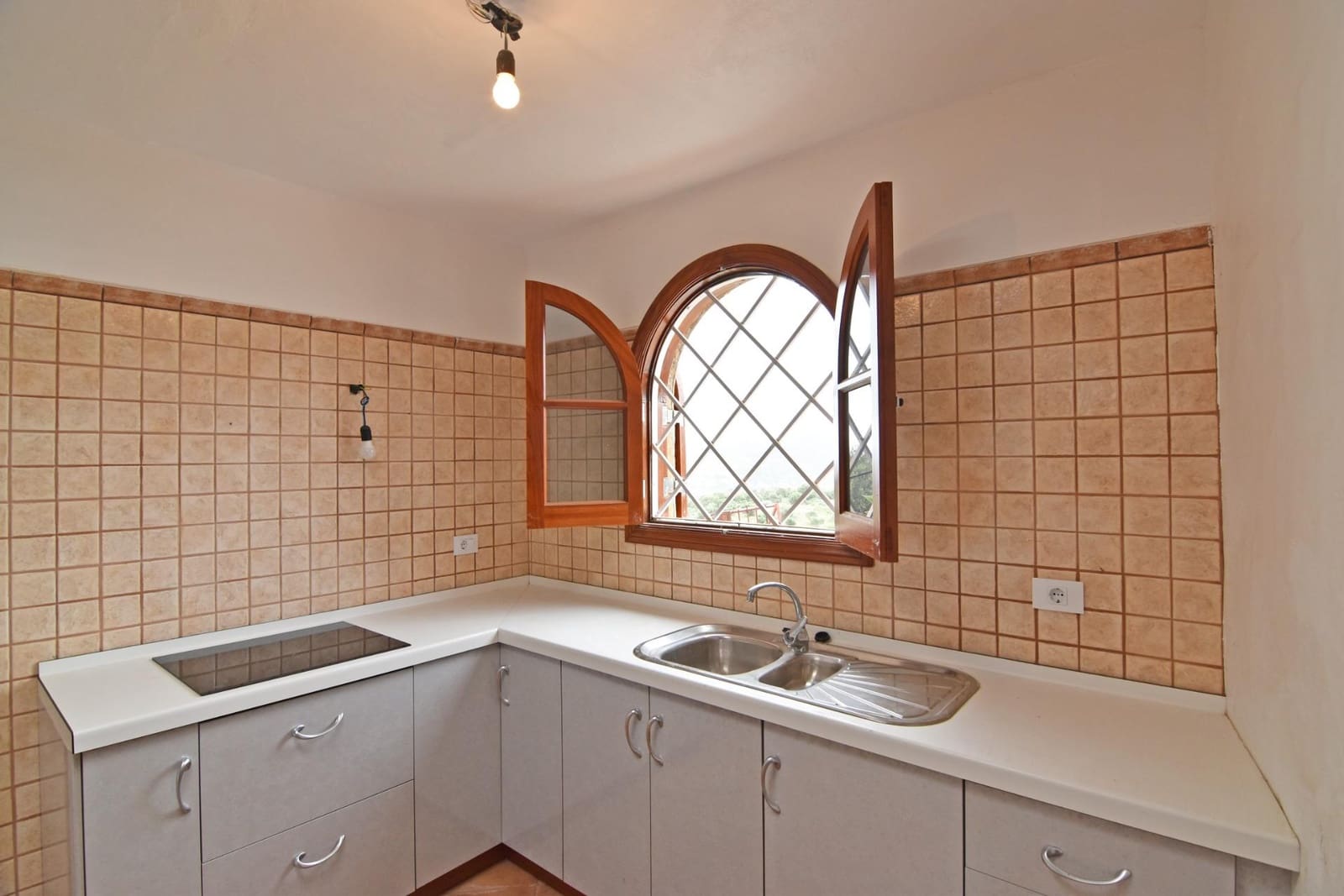 2 bedroom Finca/Country House for sale in Santa Brigida - € 200,000 (Ref: 8547948)