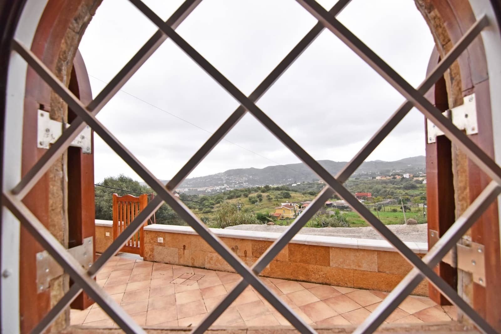 2 bedroom Finca/Country House for sale in Santa Brigida - € 200,000 (Ref: 8547948)