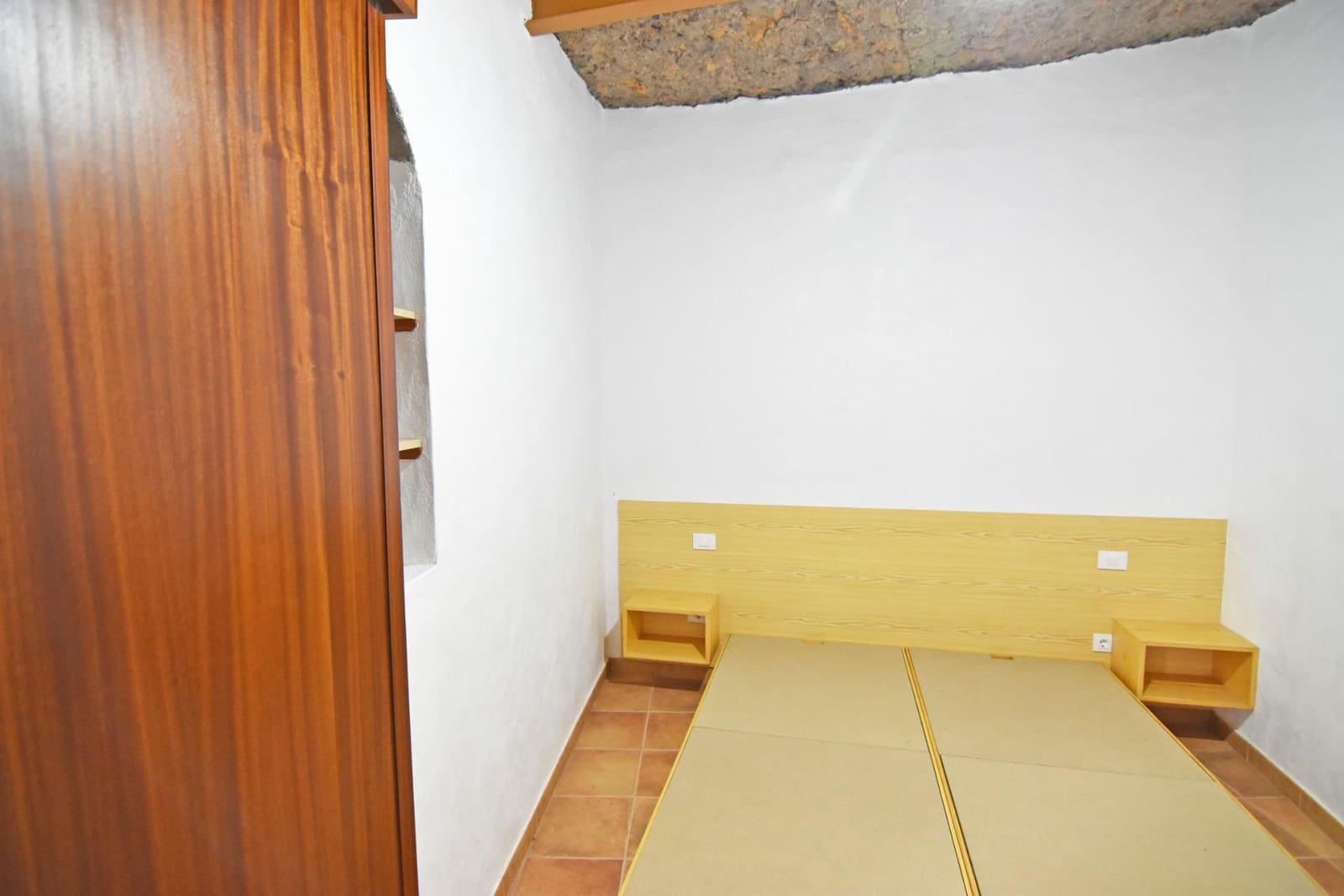 2 bedroom Finca/Country House for sale in Santa Brigida - € 200,000 (Ref: 8547948)