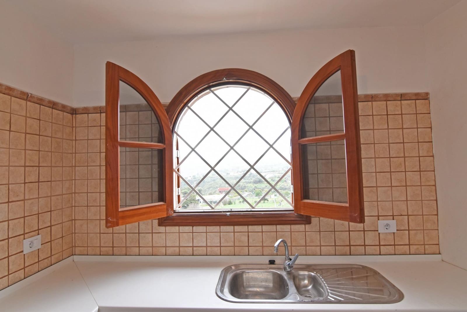 2 bedroom Finca/Country House for sale in Santa Brigida - € 200,000 (Ref: 8547948)