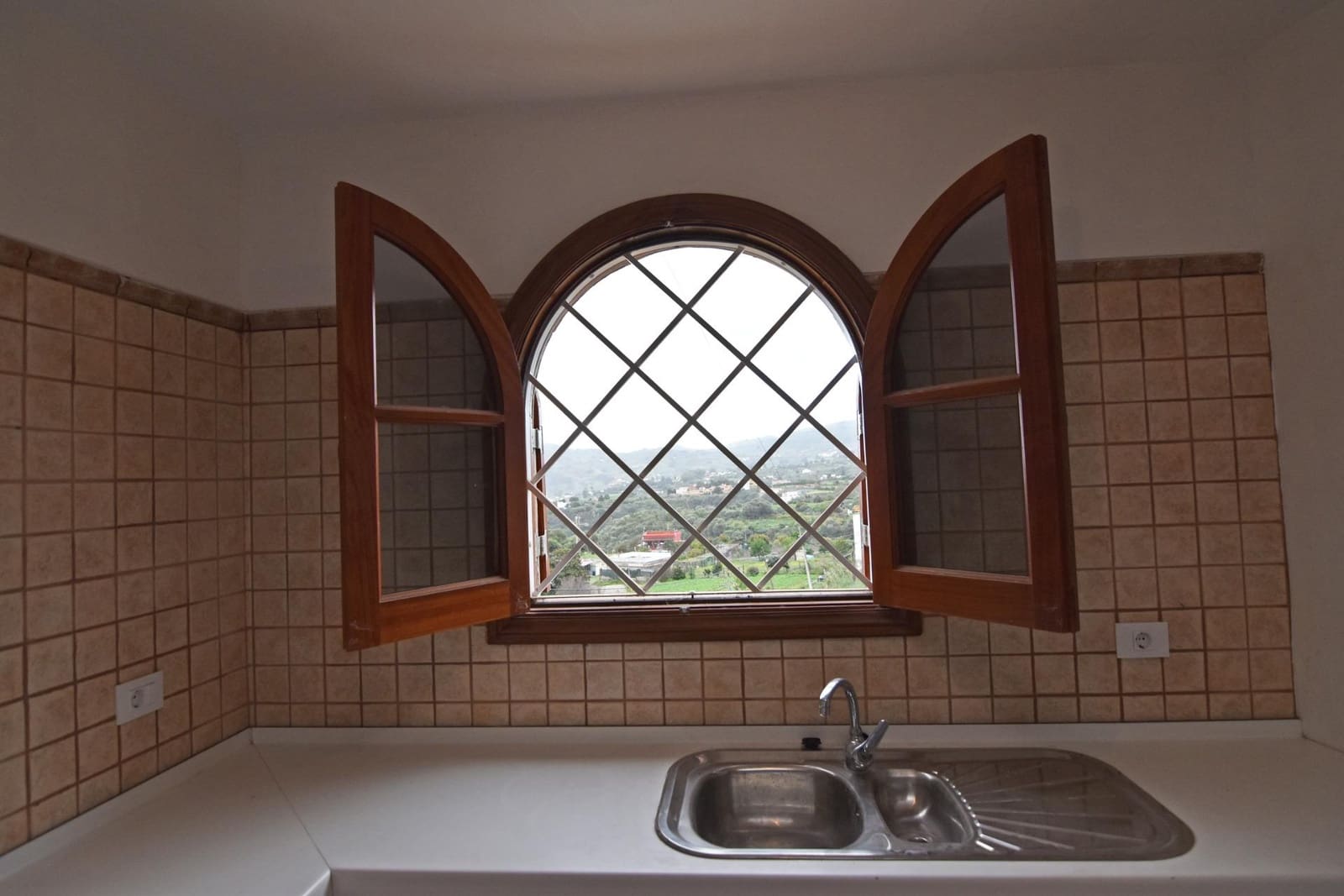 2 bedroom Finca/Country House for sale in Santa Brigida - € 200,000 (Ref: 8547948)