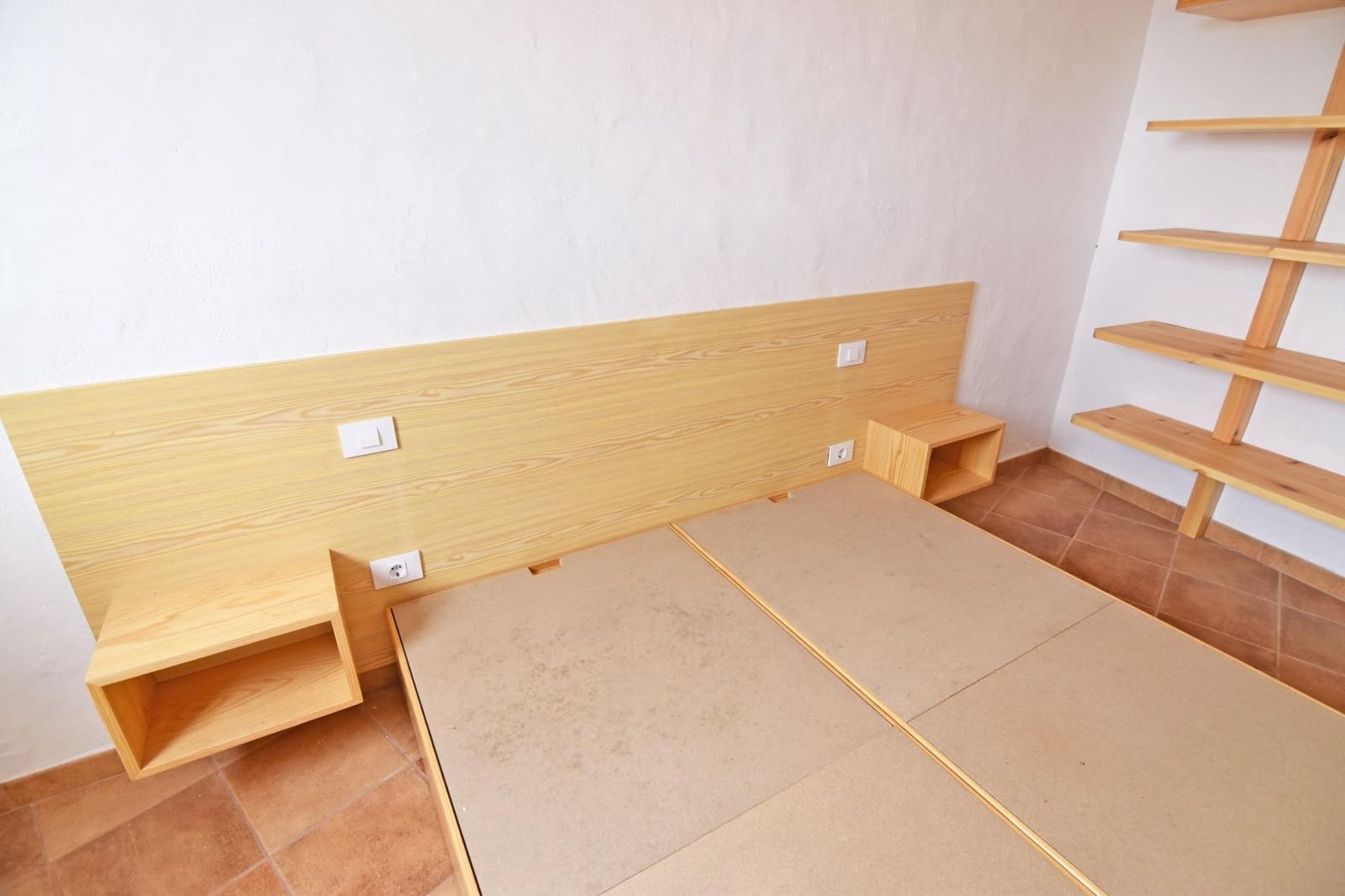 2 bedroom Finca/Country House for sale in Santa Brigida - € 200,000 (Ref: 8547948)