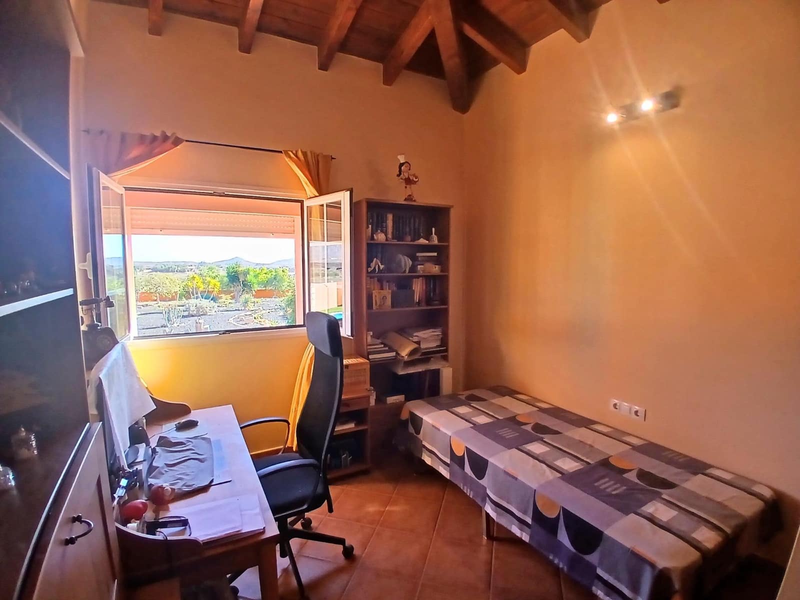 4 soverom Villa til salgs i Tuineje med svømmebasseng garasje - € 540 000 (Ref: 8825315)