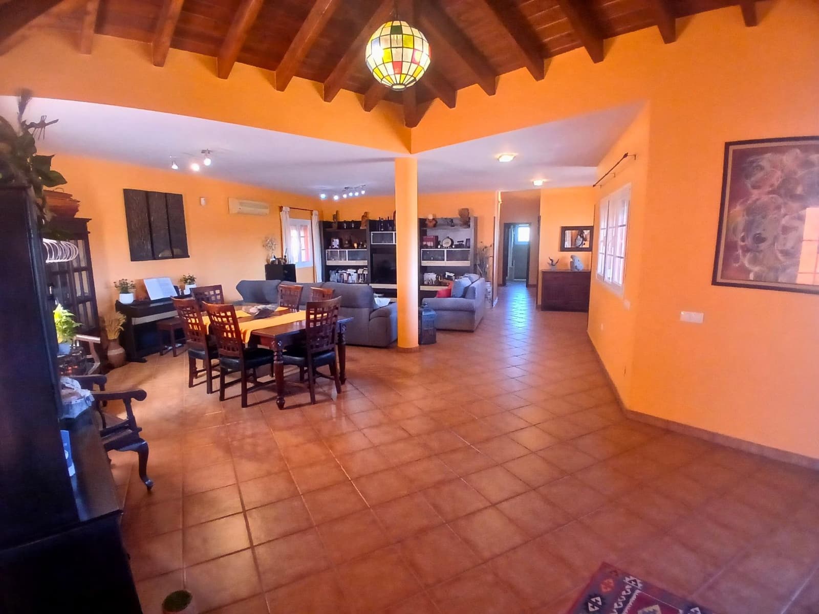 4 soverom Villa til salgs i Tuineje med svømmebasseng garasje - € 540 000 (Ref: 8825315)