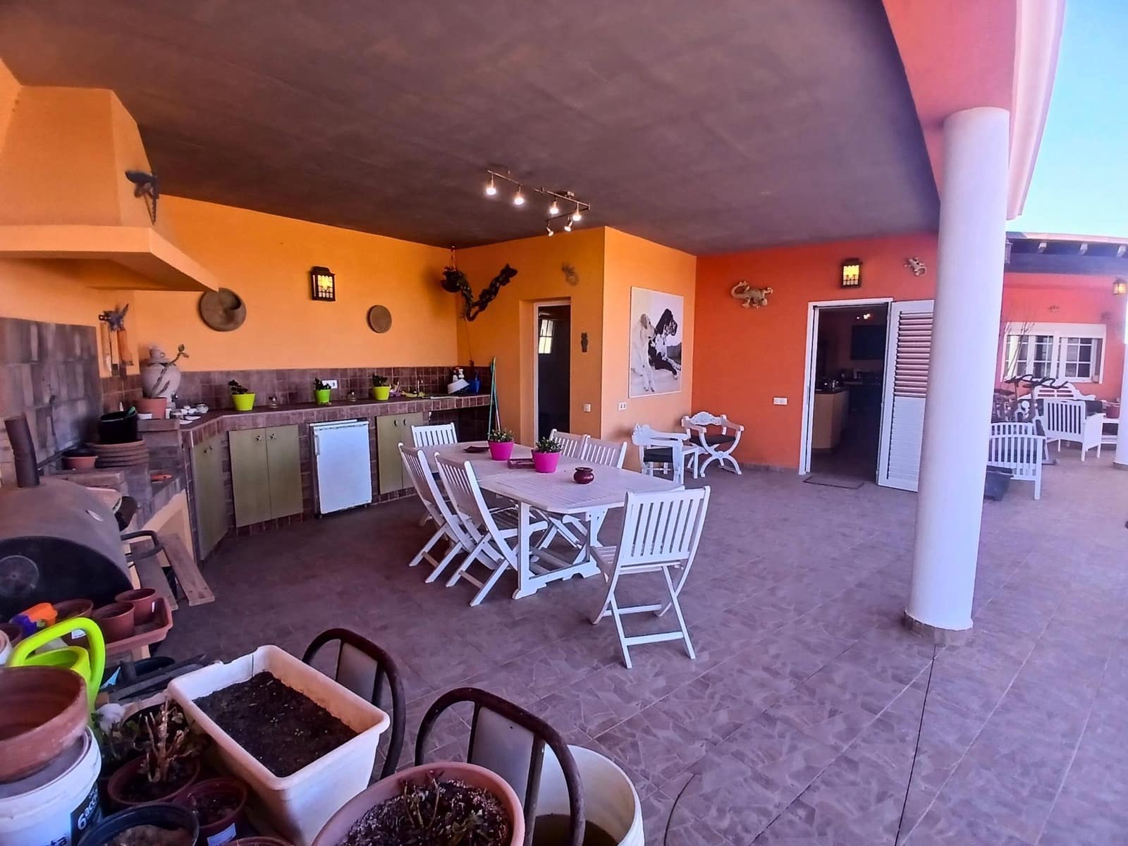 4 soverom Villa til salgs i Tuineje med svømmebasseng garasje - € 540 000 (Ref: 8825315)