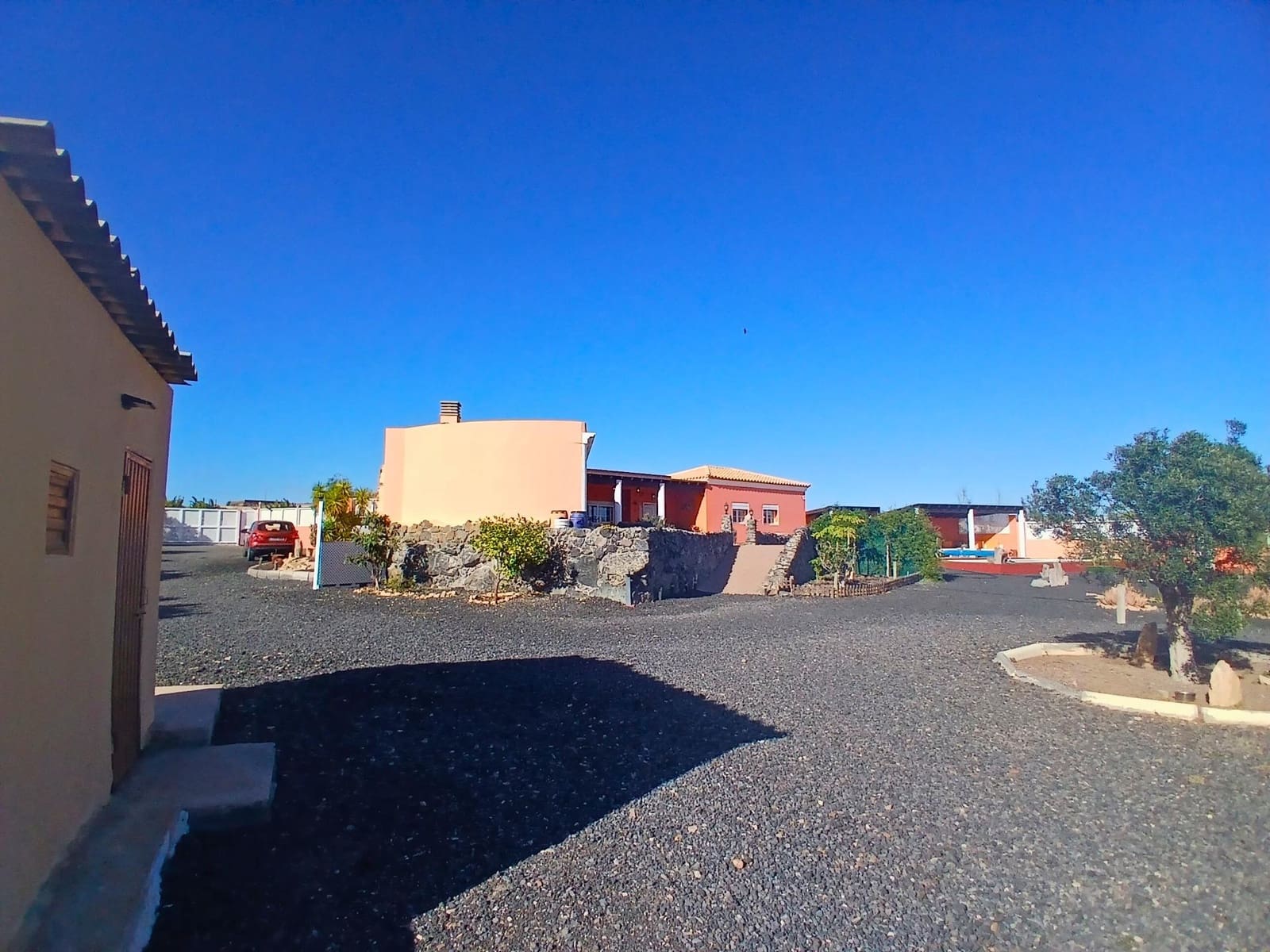 4 soverom Villa til salgs i Tuineje med svømmebasseng garasje - € 540 000 (Ref: 8825315)