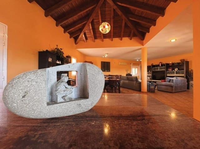 4 quarto Moradia para venda em Tuineje com piscina garagem - 520 000 € (Ref: 8825315)
