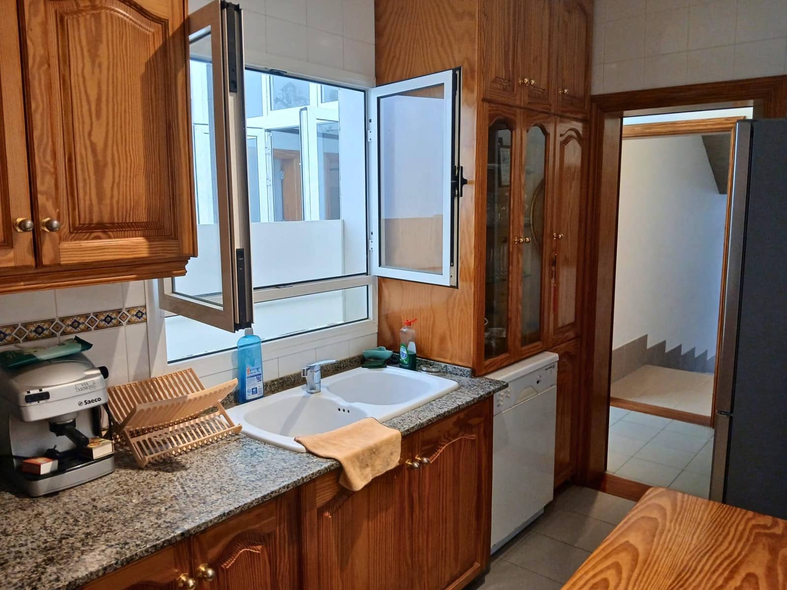 2 soveværelse Byhus til salg i Almatriche med garage - € 335.000 (Ref: 8843368)