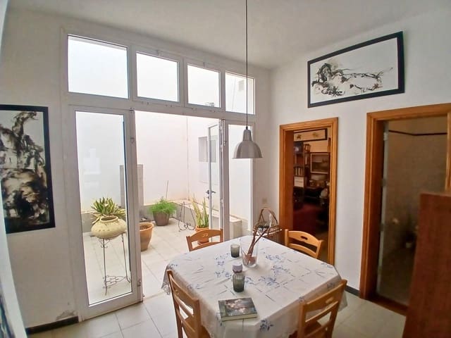 2 bedroom Townhouse for sale in Almatriche, Las Palmas de Gran Canaria with garage - € 335,000 (Ref: 8843368)
