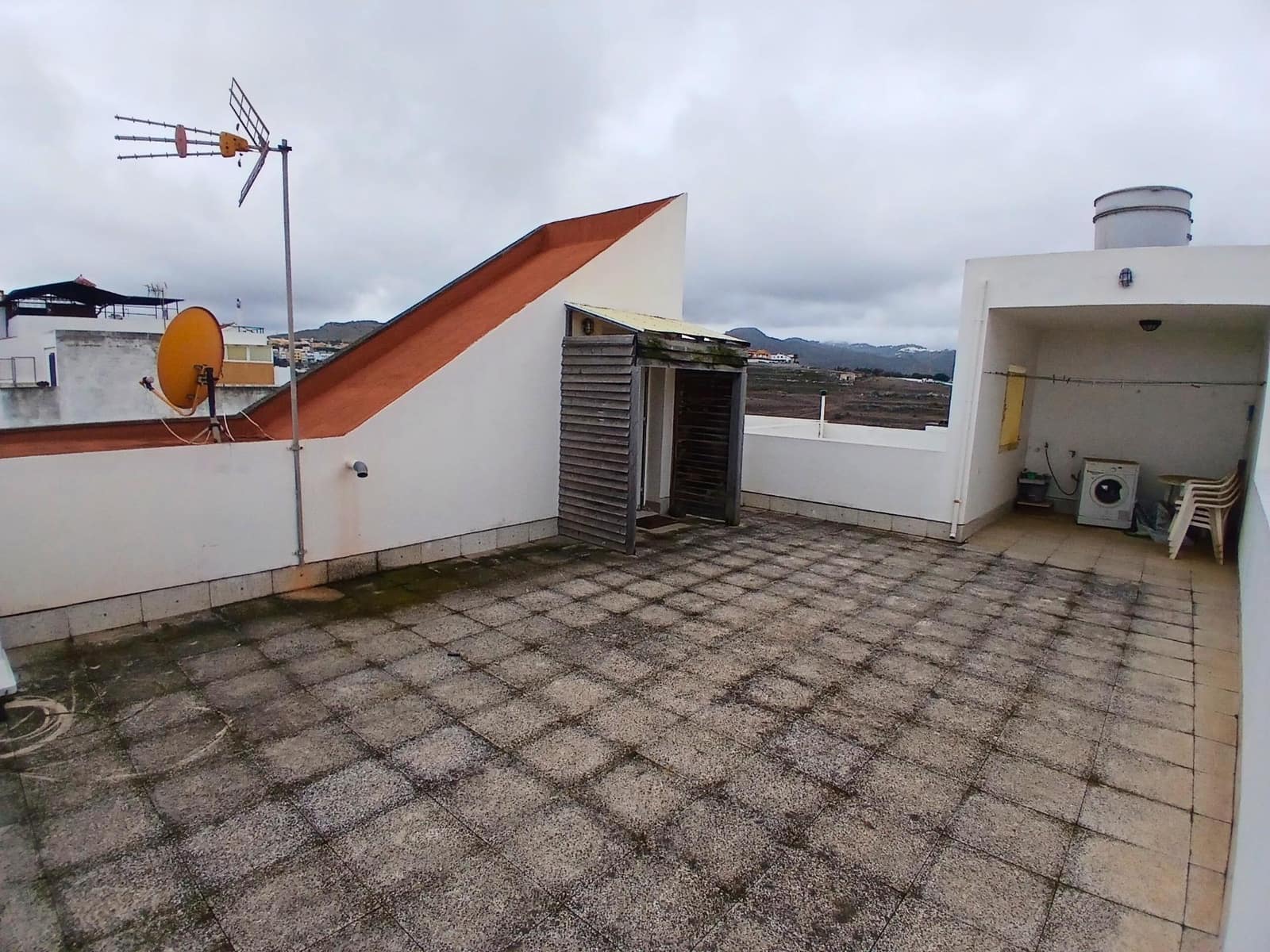 2 soveværelse Byhus til salg i Almatriche med garage - € 335.000 (Ref: 8843368)