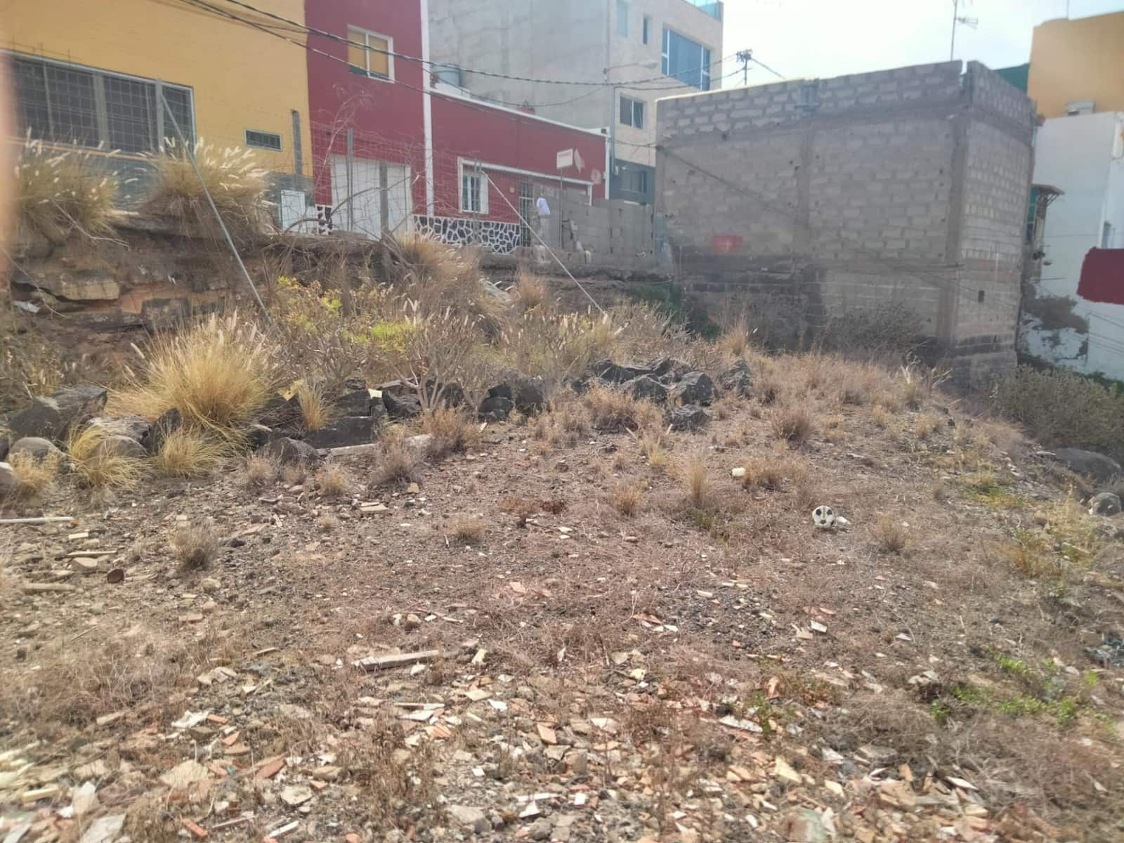 Tomt till salu i Las Palmas de Gran Canaria - 61 000 € (Ref: 8926403)